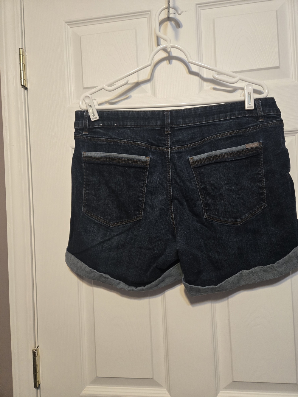 White House Black Market Dark Blue Denim Cuffed Shorts - Picture 5 of 6